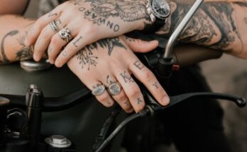 6 Hand Tattoo Design