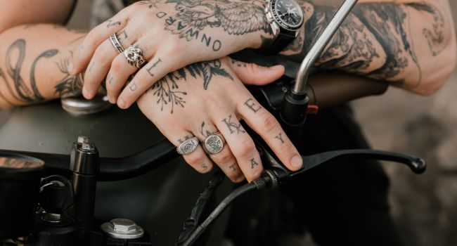 6 Hand Tattoo Design